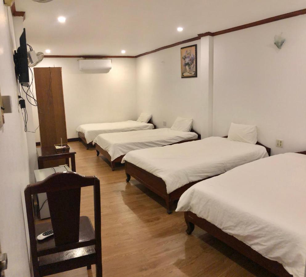 Mina Hotel Vientiane Bagian luar foto
